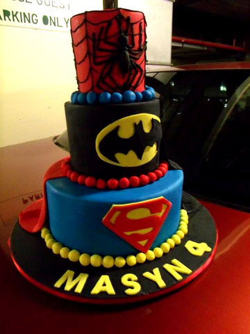 superman cake