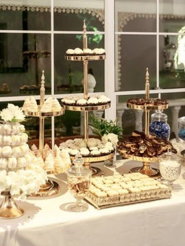 Sweets buffet stands