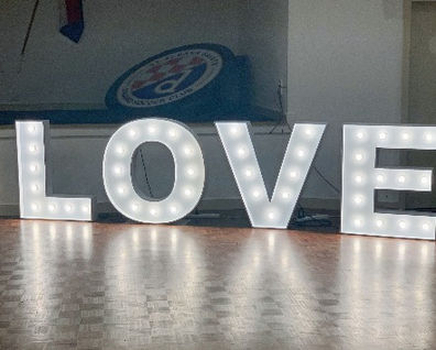 INeon LOVE letters hire