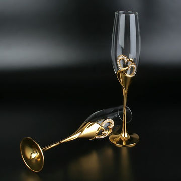 Gold toasting glasses